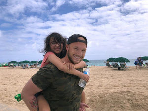 Meet your Posher, Adrian